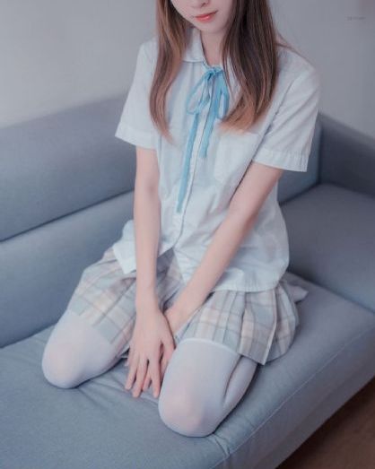 女厕美女撒尿毛片_在线观看