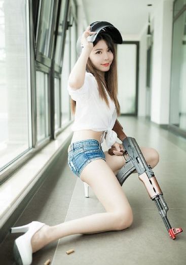 美女扒开粉嫩的尿囗给男生桶小说_剧情片电影免费在线